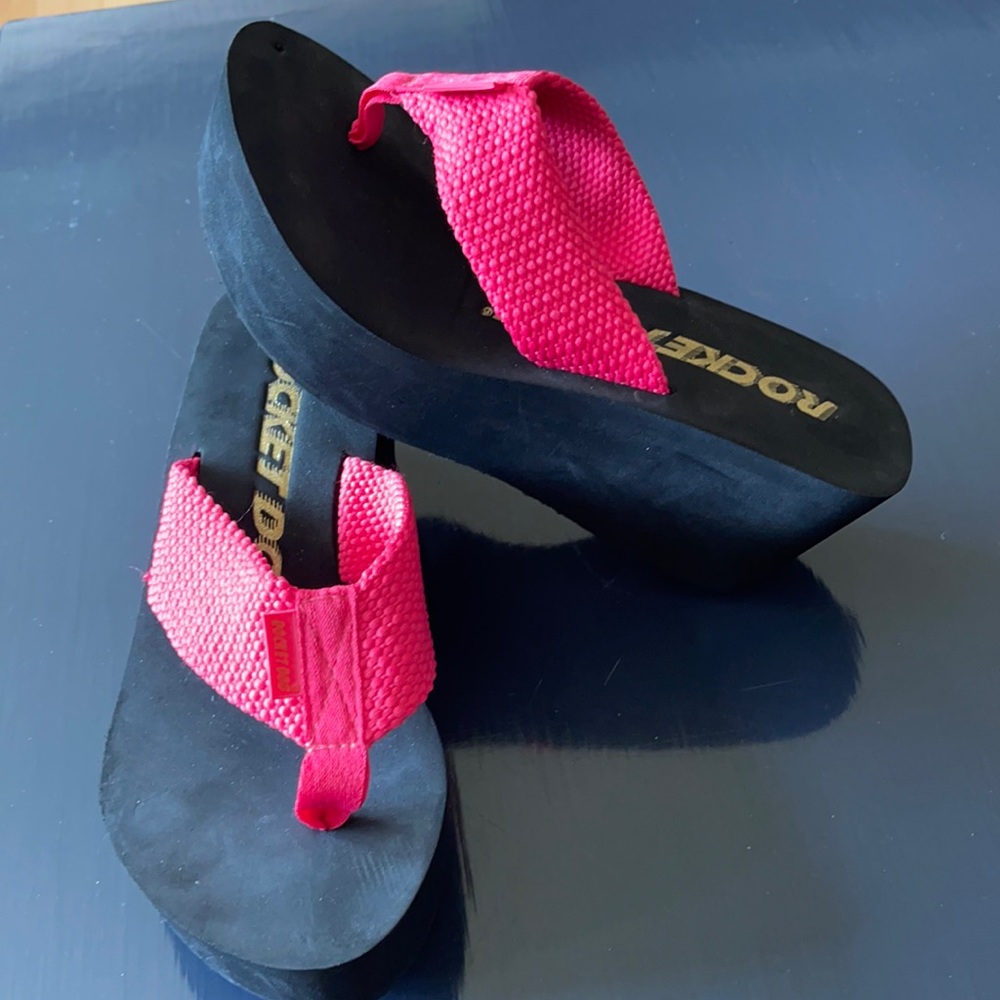 Rocket Dog wedge flip flop sandal PINK